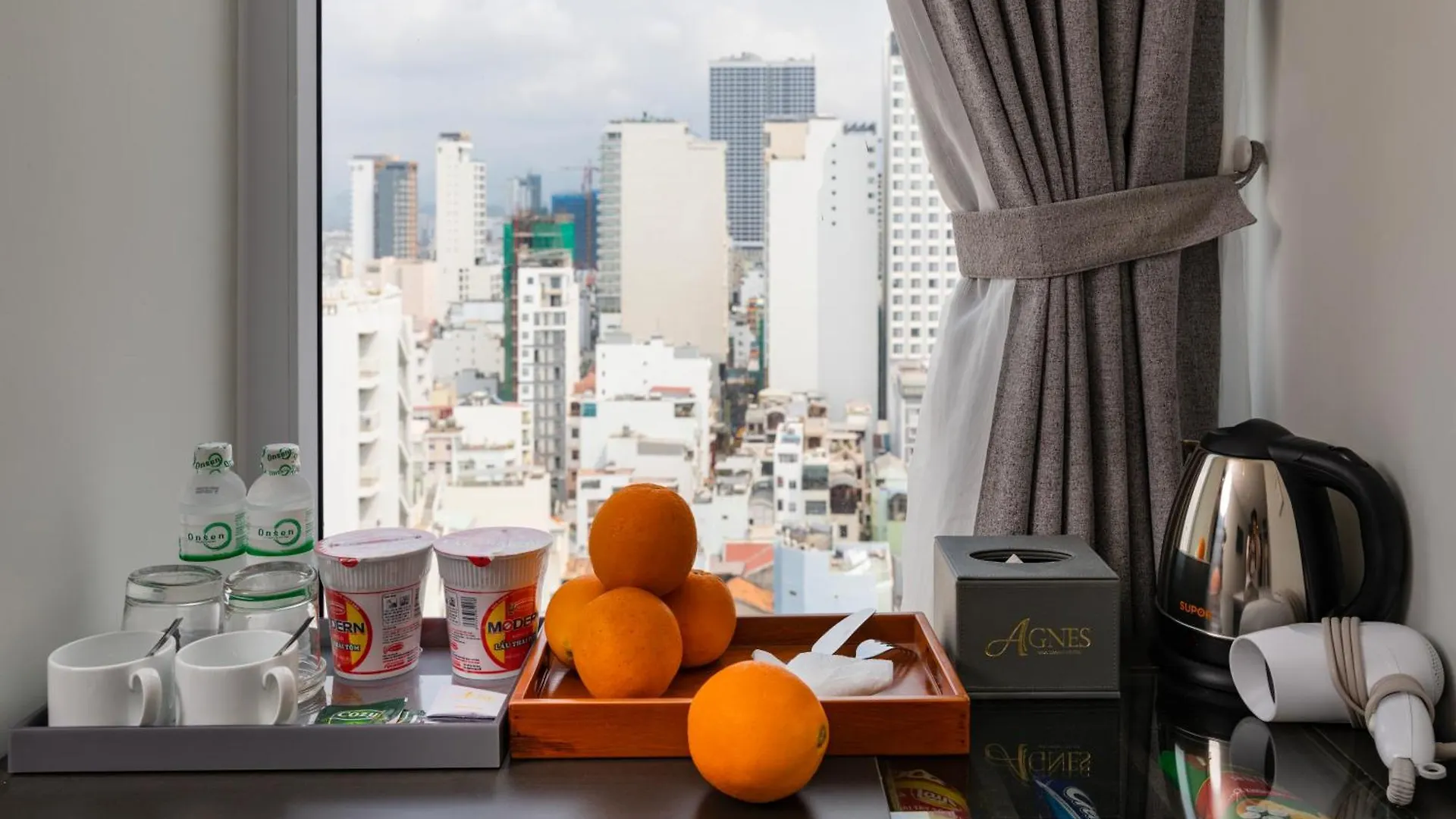 Agnes Hotel Managed By Dhg 芽庄