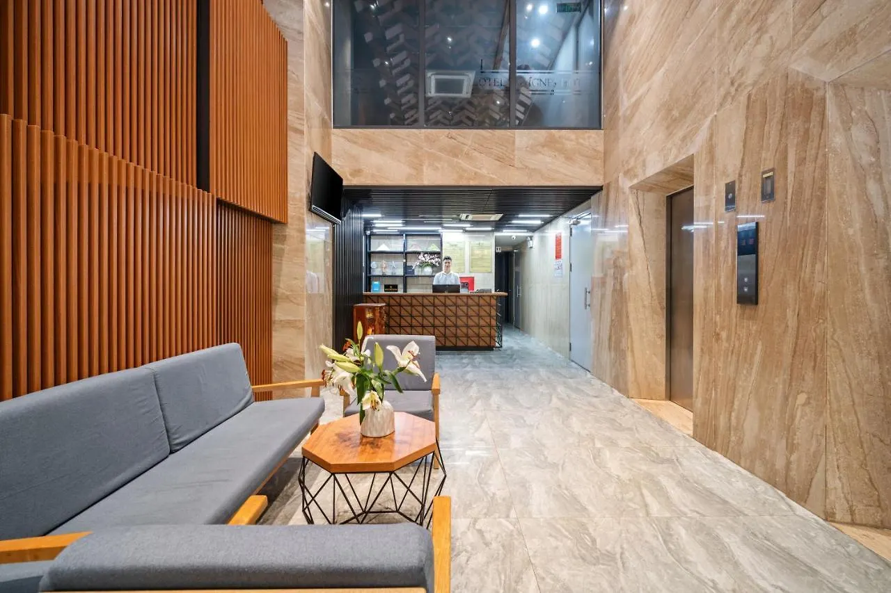 ****  Agnes Hotel Managed By Dhg 芽庄 越南