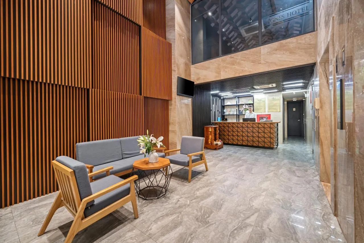Agnes Hotel Managed By Dhg 芽庄