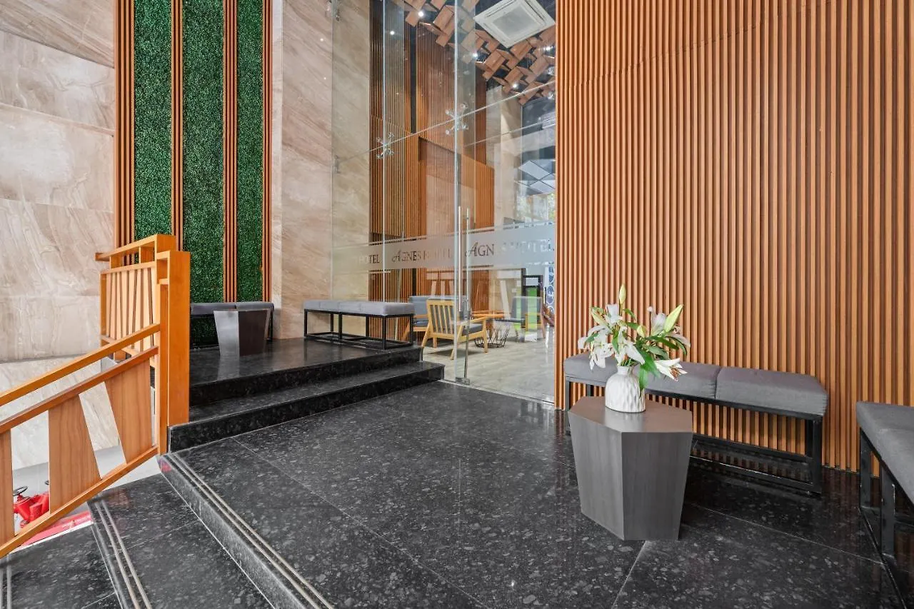 Agnes Hotel Managed By Dhg 芽庄