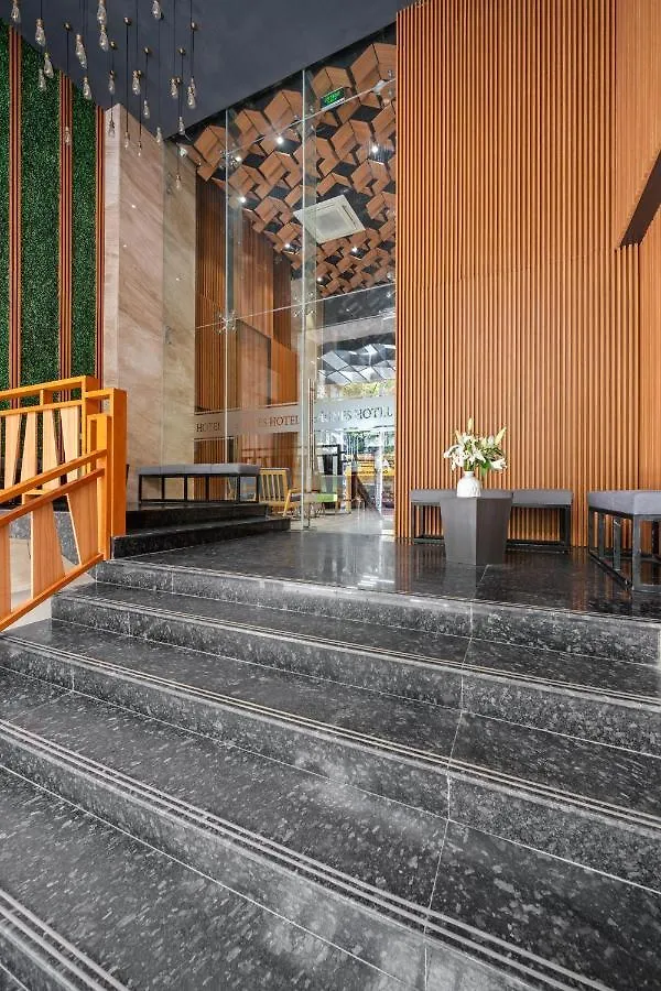 Agnes Hotel Managed By Dhg 芽庄 越南